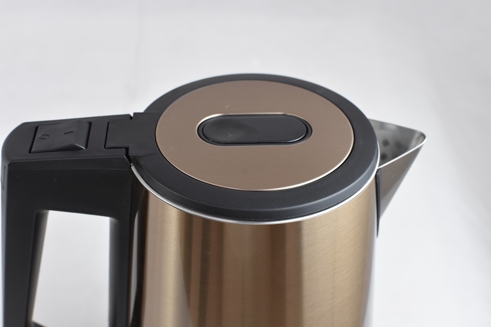 Ấm siêu tốc 3 lớp giữ nhiệt 1,7L Goldsun GKT2641G